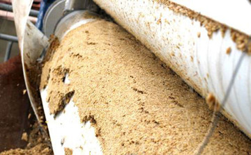 帶式壓濾機處理萬年工廠污水處理