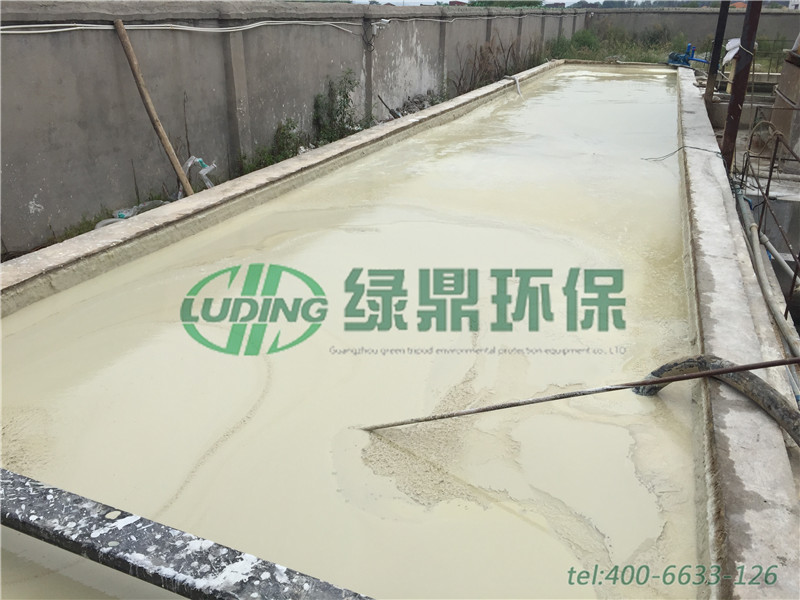 江西帶式壓濾機處理化工污泥泥漿案例 2 江西帶式壓濾機處理化工污泥泥漿案例 2